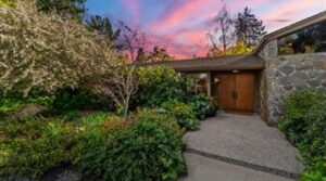 1040 Cathcart Way – Stanford